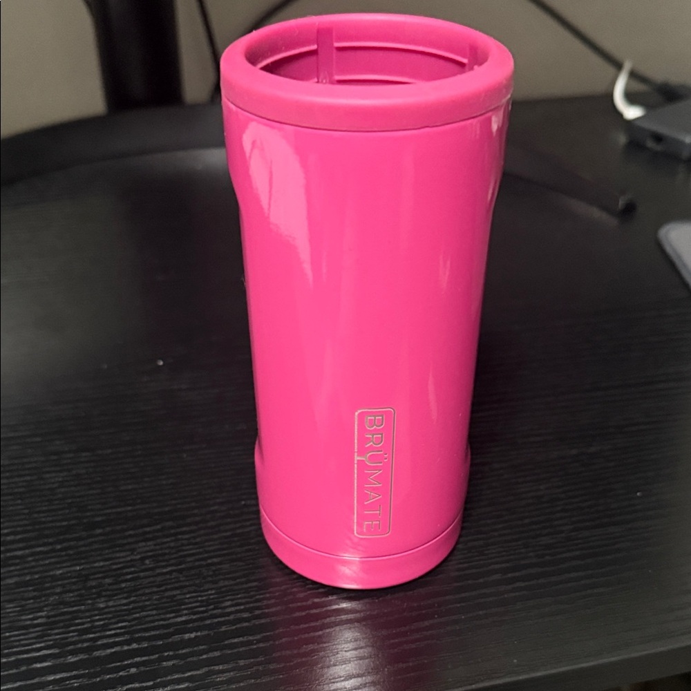BrüMate Vibrant Pink Insulated Tumbler